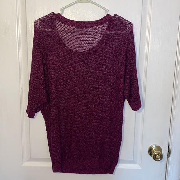 Express L fitted knit sweater burgundy - Picture 4 of 6